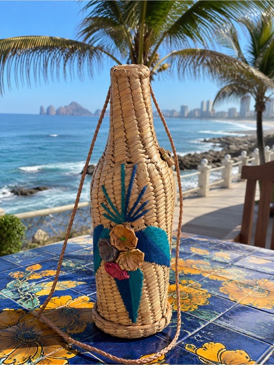 Other - Woven Decorative Bottle Vase with Teal Accents 🔥 VINTAGE TROPICAL FIND! 🌴🍷
